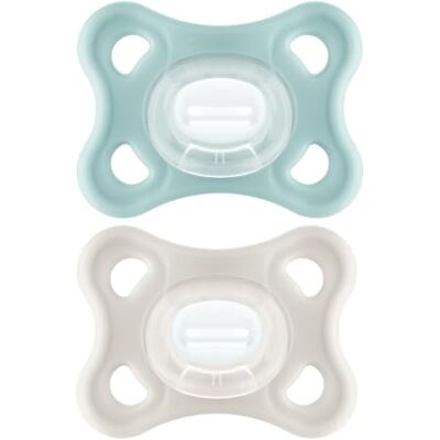 MAM Comfort, set van 2, orthodontische fopspenen, ultrazachte en lichte fopspeen voor kleine baby's, 100% SkinSoft siliconen met sterilisatiedoos, 2-6 maanden, blauw/watergroen MAM Comfort, set van 2, orthodontische fopspenen, ultrazachte en lichte fopspeen voor kleine baby's, 100% SkinSoft siliconen met sterilisatiedoos, 2-6 maanden, blauw/watergroen