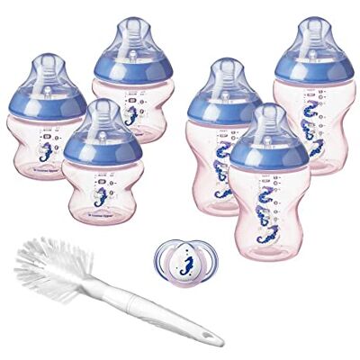 Tommee Tippee Closer to Nature Newborn Baby Bottle Starter Set, Breast-Like Teats met anti-koliek ventiel, roze zeehorse decoratie Tommee Tippee Closer to Nature Newborn Baby Bottle Starter Set, Breast-Like Teats met anti-koliek ventiel, roze zeehorse decoratie