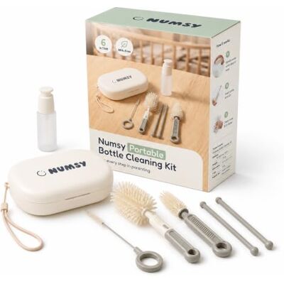 Numsy Flessenborstel Set On The Go Babyflessenborstel Siliconen Lang met Speenborstel, Rietjesborstel en Navulbaar Zeepflesje Reisetui Klapt Open tot Droogrek BPA-vrij Numsy Flessenborstel Set On The Go Babyflessenborstel Siliconen Lang met Speenborstel, Rietjesborstel en Navulbaar Zeepflesje Reisetui Klapt Open tot Droogrek BPA-vrij