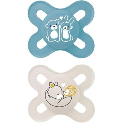MAM Original Start fopspeen in set van 2, 0-2 maanden, groen/lichtblauw Met draagbare sterilisator-fopspeenhouder, orthodontische fopspeen van SkinSoft siliconen, gebogen masker, BPA/BPS-vrij MAM Original Start fopspeen in set van 2, 0-2 maanden, groen/lichtblauw Met draagbare sterilisator-fopspeenhouder, orthodontische fopspeen van SkinSoft siliconen, gebogen masker, BPA/BPS-vrij