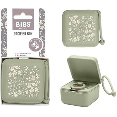 Bibs x Liberty Fopspeen box, sterilisator etui, Capel Sage Bevat tot 3 fopspenen, sterilisatiedoos, BPA-vrij voedselmateriaal, eenvoudige toegang Bibs x Liberty Fopspeen box, sterilisator etui, Capel Sage Bevat tot 3 fopspenen, sterilisatiedoos, BPA-vrij voedselmateriaal, eenvoudige toegang