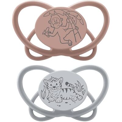 nip Butterfly, huid- en tandvriendelijke fopspeen voor baby's van 5 tot 18 maanden, plat, zacht en flexibel, extra lichte en luchtige schijf, BPA-vrij, met doos, bruin/grijs nip Butterfly, huid- en tandvriendelijke fopspeen voor baby's van 5 tot 18 maanden, plat, zacht en flexibel, extra lichte en luchtige schijf, BPA-vrij, met doos, bruin/grijs