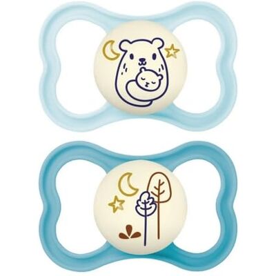 MAM Air fopspeen 16 maanden (2 stuks), fopspeen 16-36 maanden, gloeit in het donker, set van 2 babyaccessoires met siliconen fopspeen en steriliserende fopspeenhouder, neutraal/groen MAM Air fopspeen 16 maanden (2 stuks), fopspeen 16-36 maanden, gloeit in het donker, set van 2 babyaccessoires met siliconen fopspeen en steriliserende fopspeenhouder, neutraal/groen