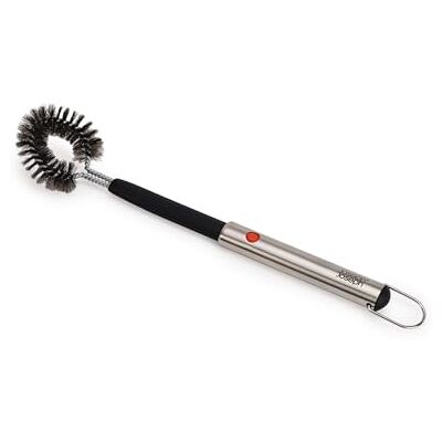 Joseph Joseph GrillOut Robuuste BBQ-borstel, intrekbare kop met metalen borstels, roestvrijstalen handgreep, gemakkelijk te reinigen Joseph Joseph GrillOut Robuuste BBQ-borstel, intrekbare kop met metalen borstels, roestvrijstalen handgreep, gemakkelijk te reinigen