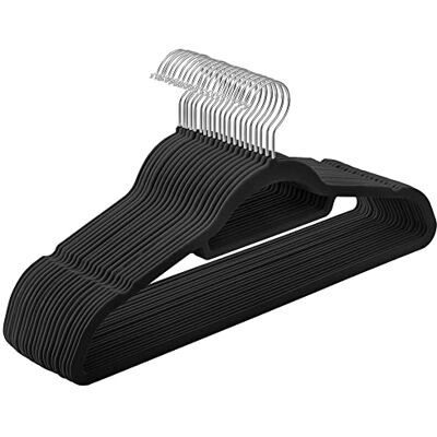 SONGMICS fluwelen kleerhangers, 20 stuks, antislip, 360° draaibare haak, 0,6 cm dik, 43,5 cm lang, voor jassen, broeken, zilver/zwart CRF20B SONGMICS fluwelen kleerhangers, 20 stuks, antislip, 360° draaibare haak, 0,6 cm dik, 43,5 cm lang, voor jassen, broeken, zilver/zwart CRF20B