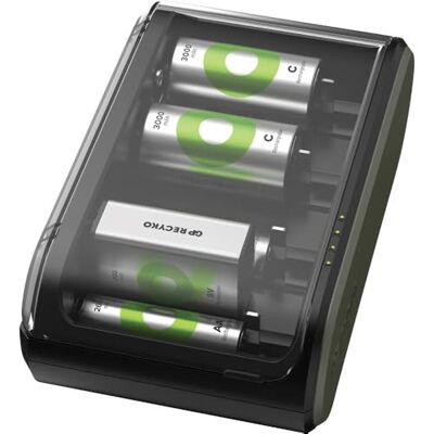 GP ReCyko Universele USB-acculader voor alle AA, AAA, C, D, 9 V batterijen, robuust design GP ReCyko Universele USB-acculader voor alle AA, AAA, C, D, 9 V batterijen, robuust design