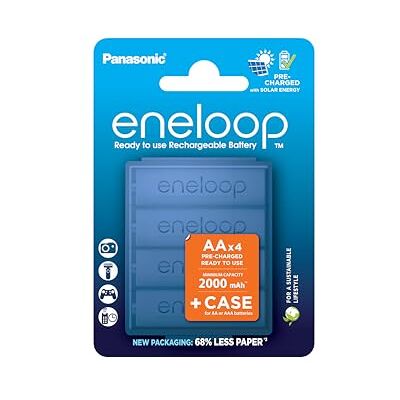 Eneloop Panasonic Ready-to-Use Ni-MH batterijen, AA/Mignon, 4-pack met blauwe opbergdoos, verbeterde capaciteit van min. 2000 mAh, oplaadbare batterijen in plasticvrije verpakking Eneloop Panasonic Ready-to-Use Ni-MH batterijen, AA/Mignon, 4-pack met blauwe opbergdoos, verbeterde capaciteit van min. 2000 mAh, oplaadbare batterijen in plasticvrije verpakking