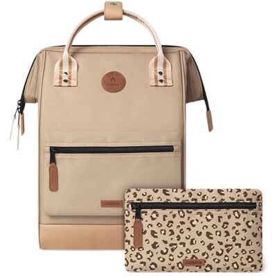 Cabaïa CABAIA Rugzak Adventurer Lobito Medium 18 l Waterafstotend Laptopvak 13 inch 2 Zakken Veganistisch Gecertificeerd Reistas, Zakelijk, School voor Mannen en Vrouwen Crème Cabaïa CABAIA Rugzak Adventurer Lobito Medium 18 l Waterafstotend Laptopvak 13 inch 2 Zakken Veganistisch Gecertificeerd Reistas, Zakelijk, School voor Mannen en Vrouwen Crème