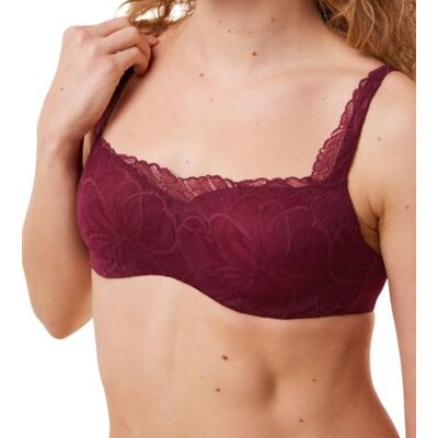 Triumph Body Make-up Illusion Lace Balconette Bra Femme 90C Triumph Body Make-up Illusion Lace Balconette Bra Femme 90C