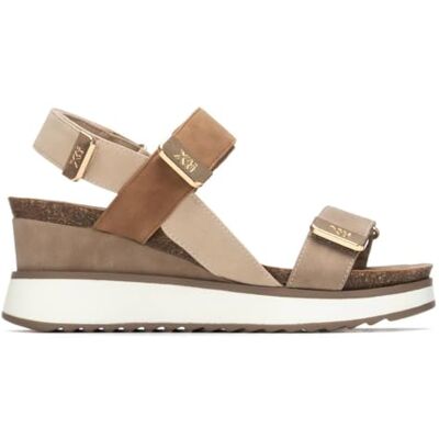 XTI Damessandalen – comfortabele en veelzijdige schoenen – casual mode 40 EU XTI Damessandalen – comfortabele en veelzijdige schoenen – casual mode 40 EU