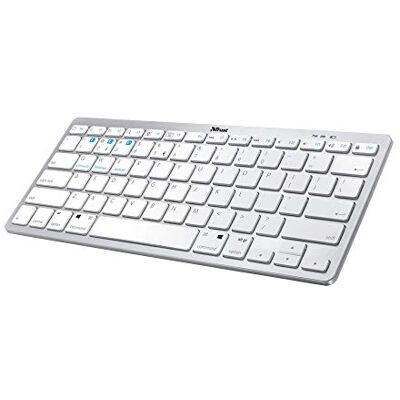 Trust Nado Slim Bluetooth-toetsenbord voor PC/Smart TV/tablet/laptop/smartphone/Android, Italiaanse QWERTY-lay-out, licht draadloos toetsenbord, drievoudige koppeling, 12 multimedia-toetsen, wit Trust Nado Slim Bluetooth-toetsenbord voor PC/Smart TV/tablet/laptop/smartphone/Android, Italiaanse QWERTY-lay-out, licht draadloos toetsenbord, drievoudige koppeling, 12 multimedia-toetsen, wit