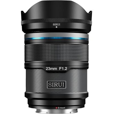 Sirui Sniper APS-C Cine 23 mm groothoeklens Autofocus F1.2 mount Perfect voor straatwandelingen, reisverhalen en documentaire opnames met natuurlijke achtergrond en Sirui Sniper APS-C Cine 23 mm groothoeklens Autofocus F1.2 mount Perfect voor straatwandelingen, reisverhalen en documentaire opnames met natuurlijke achtergrond en