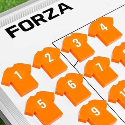 FORZA Trainingsmagneten in shirt, 11 kleurrijke magnetische markers met genummerde stickers, compatibel met tactiekborden, ideaal voor voetbaltrainers FORZA Trainingsmagneten in shirt, 11 kleurrijke magnetische markers met genummerde stickers, compatibel met tactiekborden, ideaal voor voetbaltrainers