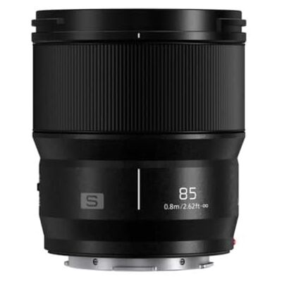 Panasonic Lumix S 85 mm f/1.8 lens Panasonic Lumix S 85 mm f/1.8 lens
