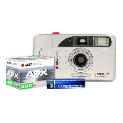 AgfaPhoto Compacte FF gemotoriseerde analoge camera flash film transport voor 35 mm zwart-wit films met polsband, cameratas, batterij en APX film AgfaPhoto Compacte FF gemotoriseerde analoge camera flash film transport voor 35 mm zwart-wit films met polsband, cameratas, batterij en APX film