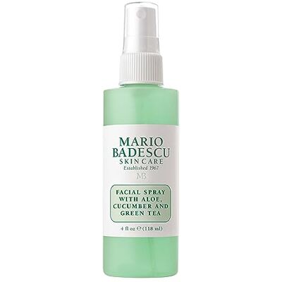 Mario Badescu Gezichtspray met aloë, gore en groene thee, 118 ml Mario Badescu Gezichtspray met aloë, gore en groene thee, 118 ml