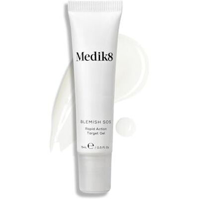 Medik8 Blemish SOS Snelwerkende doelgel Acnebehandeling met 2% salicylzuur en niacinamide Vermindert oneffenheden en roodheid 15 ml Medik8 Blemish SOS Snelwerkende doelgel Acnebehandeling met 2% salicylzuur en niacinamide Vermindert oneffenheden en roodheid 15 ml