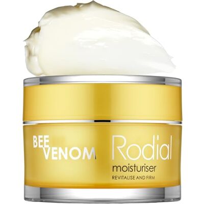 Rodial Bee Venom Moisturiser Cream 50 ml, intensieve gezichtscrème om de elasticiteit en stevigheid van de huid te herstellen, anti-aging formule, Juvinity ter stimulering van de collageenproductie Rodial Bee Venom Moisturiser Cream 50 ml, intensieve gezichtscrème om de elasticiteit en stevigheid van de huid te herstellen, anti-aging formule, Juvinity ter stimulering van de collageenproductie