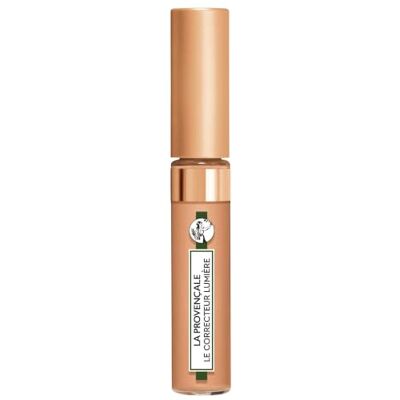 La Provençale De Light Corrector Concealer 97% ingrediënten van natuurlijke oorsprong Gemiddelde dekking Alle Huidtypes Biologische Olijfolie AOP Provence Kleur: 04 Medium Dark 7,5ml La Provençale De Light Corrector Concealer 97% ingrediënten van natuurlijke oorsprong Gemiddelde dekking Alle Huidtypes Biologische Olijfolie AOP Provence Kleur: 04 Medium Dark 7,5ml