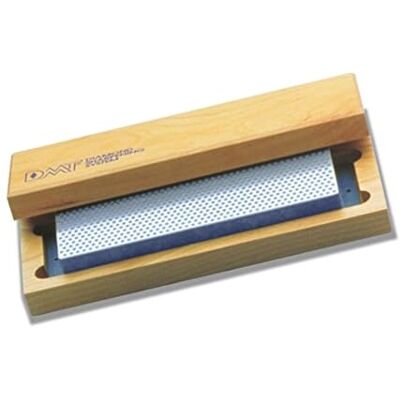 DMT W8C Diamantslijpsteenslijper, 20,3 cm, met hardhouten doos DMT W8C Diamantslijpsteenslijper, 20,3 cm, met hardhouten doos