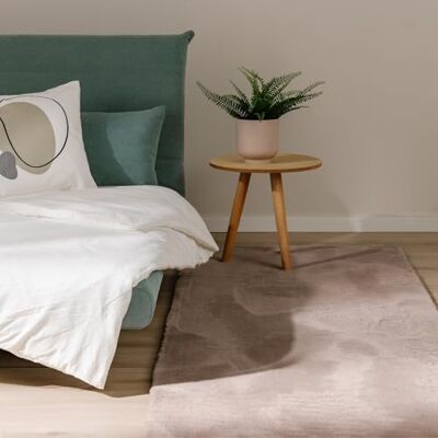 benuta Basic Vloerkleed voor woonkamer, imitatiebont, taupe, 70 x 200 cm, voor slaapkamer, kantoor, hal, baby, zacht, antislip, wasbaar, vloerverwarming benuta Basic Vloerkleed voor woonkamer, imitatiebont, taupe, 70 x 200 cm, voor slaapkamer, kantoor, hal, baby, zacht, antislip, wasbaar, vloerverwarming