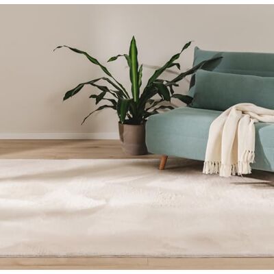benuta Basic Vloerkleed voor woonkamer, imitatiebont, beige, 140 x 200 cm, voor slaapkamer, kantoor, hal, baby, zacht, antislip, wasbaar, vloerverwarming benuta Basic Vloerkleed voor woonkamer, imitatiebont, beige, 140 x 200 cm, voor slaapkamer, kantoor, hal, baby, zacht, antislip, wasbaar, vloerverwarming
