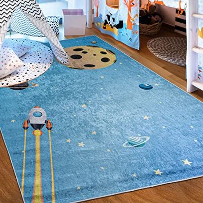 Mazovia Vloerkleed voor kinderkamer, wasbaar, bedrukt, laagpolig, zacht tapijt voor slaapkamer, EMMA antislip, kindertapijt, planeten, kosmos, patroon, blauw, 120 x 170 cm Mazovia Vloerkleed voor kinderkamer, wasbaar, bedrukt, laagpolig, zacht tapijt voor slaapkamer, EMMA antislip, kindertapijt, planeten, kosmos, patroon, blauw, 120 x 170 cm