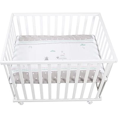 roba Indibear Rechthoekige houten babybox 75 x 100 cm + babybox mat en wielen met remmen – in hoogte verstelbare basis – wit roba Indibear Rechthoekige houten babybox 75 x 100 cm + babybox mat en wielen met remmen – in hoogte verstelbare basis – wit