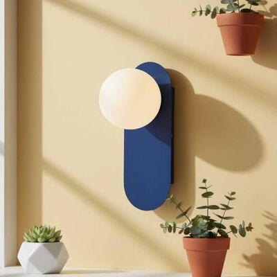 B·LED BARCELONA LED BARCELONA Brian E27 led-wandlamp met opaalin-glazen bol, wandlamp, Scandinavisch en minimalistisch design, wandlampen van het type kandelaar, aluminium, blauw, moderne decoratieve binnenverlichting, IP20 B·LED BARCELONA LED BARCELONA Brian E27 led-wandlamp met opaalin-glazen bol, wandlamp, Scandinavisch en minimalistisch design, wandlampen van het type kandelaar, aluminium, blauw, moderne decoratieve binnenverlichting, IP20