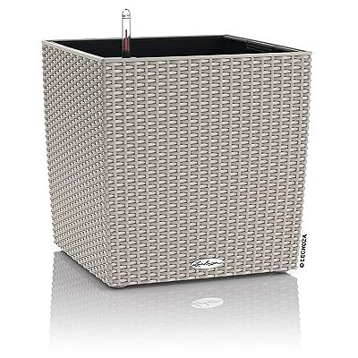 Lechuza CUBE Cottage 40 Zelfbewaterende bloembak in rotanlook, kunststof bloempot voor binnen en buiten, met afvoergat, H40, L40, L40, W40 cm, zandbruin Lechuza CUBE Cottage 40 Zelfbewaterende bloembak in rotanlook, kunststof bloempot voor binnen en buiten, met afvoergat, H40, L40, L40, W40 cm, zandbruin