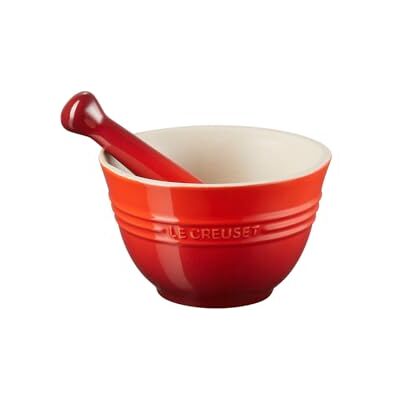 Le Creuset Stamper en vijzel, keramiek, 300 ml, Ø 11,5 cm, 360 g, kers, 81209300600003 Le Creuset Stamper en vijzel, keramiek, 300 ml, Ø 11,5 cm, 360 g, kers, 81209300600003