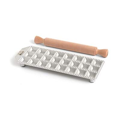 Marcato Ravioli-vorm, ravioli-machine, zelfgemaakte raviolivormen, 35 mm vierkante snede, ruimte om te vullen, inclusief houten deegroller, gemaakt in Italië. Marcato Ravioli-vorm, ravioli-machine, zelfgemaakte raviolivormen, 35 mm vierkante snede, ruimte om te vullen, inclusief houten deegroller, gemaakt in Italië.
