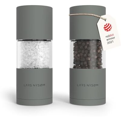 LARS NYSØM Zout- en pepermolenset in roestvrij staal met verstelbare keramische molen 2 stuks I Design kruidenmolenset handleiding (set van 2, Cool Grey) LARS NYSØM Zout- en pepermolenset in roestvrij staal met verstelbare keramische molen 2 stuks I Design kruidenmolenset handleiding (set van 2, Cool Grey)