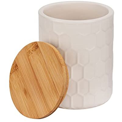WENKO Maya opbergdoos van hoogwaardig wit keramiek met honingraatstructuur, vaatwasmachinebestendig met luchtdichte bamboedeksel, FSC-gecertificeerd, 400 ml, Ø 9,5 x 12 cm WENKO Maya opbergdoos van hoogwaardig wit keramiek met honingraatstructuur, vaatwasmachinebestendig met luchtdichte bamboedeksel, FSC-gecertificeerd, 400 ml, Ø 9,5 x 12 cm