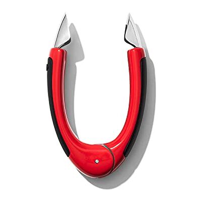 OXO Good Grips Aardbeienontkroner Puntige roestvrijstalen messen voor snelle verwijdering, unieke constructie, vaatwasmachinebestendig OXO Good Grips Aardbeienontkroner Puntige roestvrijstalen messen voor snelle verwijdering, unieke constructie, vaatwasmachinebestendig
