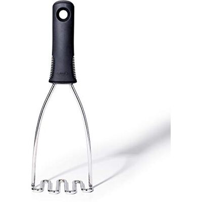OXO Good Grips Pureestamper Robuuste roestvrijstalen kop voor het persen van aardappelen, wortelgroenten en fruit OXO Good Grips Pureestamper Robuuste roestvrijstalen kop voor het persen van aardappelen, wortelgroenten en fruit