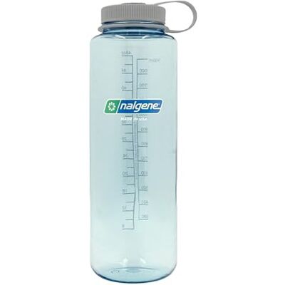 Nalgene Sustain Tritan BPA-vrije waterfles van 50% plastic afval, 1,4 l, brede opening, zeeschuim Nalgene Sustain Tritan BPA-vrije waterfles van 50% plastic afval, 1,4 l, brede opening, zeeschuim