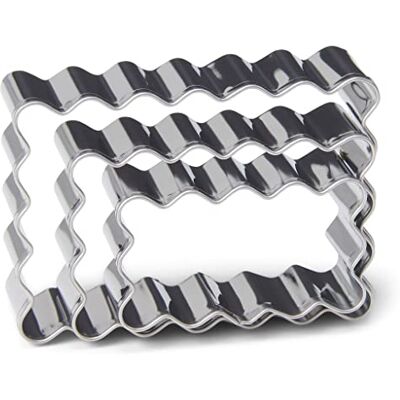 patisse 13706 Assortiment van 3 rechthoekige en gekartelde koekjessnijders roestvrij staal 3 maten: 4,5 x 2,5 cm/5,5 x 3,5 cm/6,5 x 4,5 cm patisse 13706 Assortiment van 3 rechthoekige en gekartelde koekjessnijders roestvrij staal 3 maten: 4,5 x 2,5 cm/5,5 x 3,5 cm/6,5 x 4,5 cm