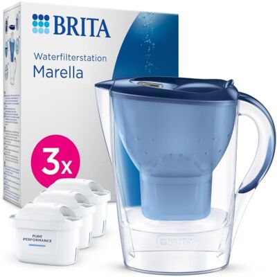 Brita Marella Cool filterkaraf – 2,4 l blauw + 3 MAXTRA PRO filters – (SIOC Blauw (2,4 l) Past in koelkast kan met digitale vervangingsmeter en klapdeksel, vermindert PFAS, chloor, metalen en meer Brita Marella Cool filterkaraf – 2,4 l blauw + 3 MAXTRA PRO filters – (SIOC Blauw (2,4 l) Past in koelkast kan met digitale vervangingsmeter en klapdeksel, vermindert PFAS, chloor, metalen en meer