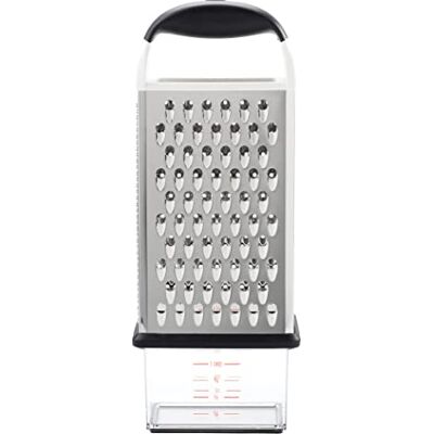 OXO Good Grips 4-zijdige rasp keukenrasp met opvangbak roestvrij staal OXO Good Grips 4-zijdige rasp keukenrasp met opvangbak roestvrij staal