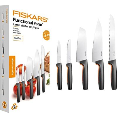 Fiskars Set de 5 Couteaux de Cuisine, Functional Form, inclus: Couteau de Chef (grand), Couteau à Légumes, Couteau à Tomates, Couteau Santoku et Couteau à Pain, Inox Japonais/Plastique, 1057558 Fiskars Set de 5 Couteaux de Cuisine, Functional Form, inclus: Couteau de Chef (grand), Couteau à Légumes, Couteau à Tomates, Couteau Santoku et Couteau à Pain, Inox Japonais/Plastique, 1057558