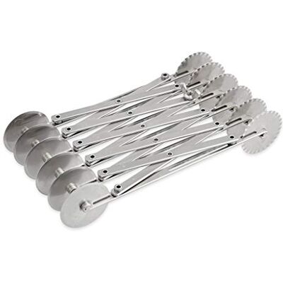 Thermohauser Deegsnijder (roestvrij staal) 6 stuks met gladde en gegolfde snijwielen, wielmaat 5,5 cm Thermohauser Deegsnijder (roestvrij staal) 6 stuks met gladde en gegolfde snijwielen, wielmaat 5,5 cm