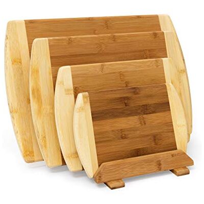 Relaxdays Set van 4 bamboe snijplanken met standaard in verschillende maten, tweekleurig hout, aan beide zijden bruikbaar en beschadigt de messen niet als ontbijtplank en plank Relaxdays Set van 4 bamboe snijplanken met standaard in verschillende maten, tweekleurig hout, aan beide zijden bruikbaar en beschadigt de messen niet als ontbijtplank en plank