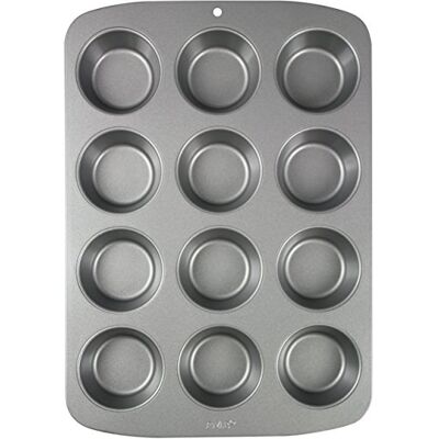 PME CSB110 muffinvorm met antiaanbaklaag, 12 gaten, koolstofstaal, roestvrij staal, zilver, 37,3 x 26,1 x 3,1 cm PME CSB110 muffinvorm met antiaanbaklaag, 12 gaten, koolstofstaal, roestvrij staal, zilver, 37,3 x 26,1 x 3,1 cm