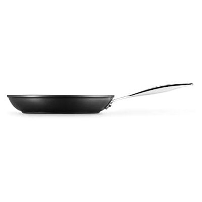 Le Creuset Pan met antiaanbaklaag van gesmeed aluminium, 26 cm, antraciet/zilver, 51112260010002 Le Creuset Pan met antiaanbaklaag van gesmeed aluminium, 26 cm, antraciet/zilver, 51112260010002