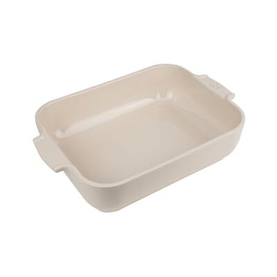 Peugeot Rechthoekige keramische ovenschaal 32 cm x 21,7 cm x 7,2 cm Inhoud: 2,7 L 10 Jaar garantie Gemaakt in Frankrijk Kleur: Ecru Peugeot Rechthoekige keramische ovenschaal 32 cm x 21,7 cm x 7,2 cm Inhoud: 2,7 L 10 Jaar garantie Gemaakt in Frankrijk Kleur: Ecru