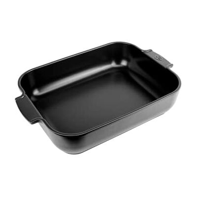Peugeot Rechthoekige keramische ovenschaal 40 cm x 27,2 cm x 8,3 cm Inhoud: 5,2 L 10 jaar garantie Satijn zwart Peugeot Rechthoekige keramische ovenschaal 40 cm x 27,2 cm x 8,3 cm Inhoud: 5,2 L 10 jaar garantie Satijn zwart