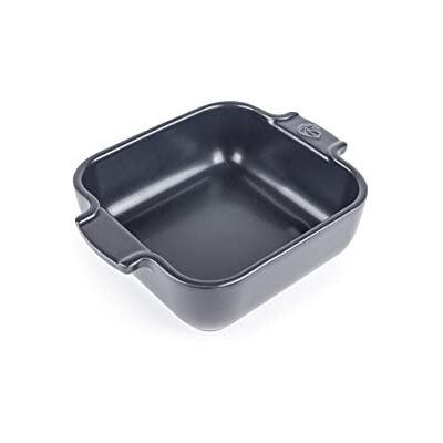 Peugeot Vierkante keramische schaal 18 cm (inclusief handgrepen) x 11,4 cm x 5,1 cm Inhoud: 0,66 L 10 jaar garantie Leisteen grijs Peugeot Vierkante keramische schaal 18 cm (inclusief handgrepen) x 11,4 cm x 5,1 cm Inhoud: 0,66 L 10 jaar garantie Leisteen grijs