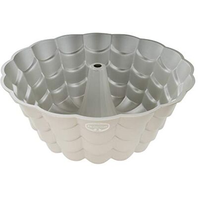 Dr. Oetker tulbandvorm Ø 24 cm tulbandvorm met antiaanbaklaag voor indrukwekkende creaties hoogwaardige taartvorm (metallic kleur) Dr. Oetker tulbandvorm Ø 24 cm tulbandvorm met antiaanbaklaag voor indrukwekkende creaties hoogwaardige taartvorm (metallic kleur)