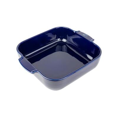 Peugeot Vierkante keramische ovenschaal 28 cm (inclusief handvaten) x 23,7 cm x 7,2 cm Inhoud: 2,7 L 10 Jaar garantie Gemaakt in Frankrijk Kleur Deep Blue Peugeot Vierkante keramische ovenschaal 28 cm (inclusief handvaten) x 23,7 cm x 7,2 cm Inhoud: 2,7 L 10 Jaar garantie Gemaakt in Frankrijk Kleur Deep Blue